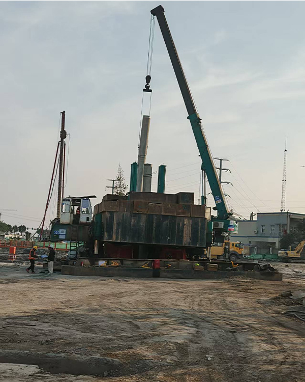 靜壓預制管樁施工